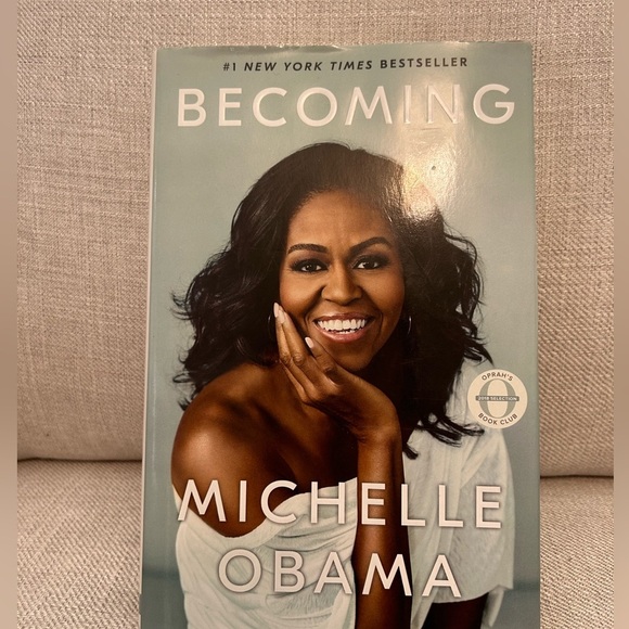 Other - Becoming Michelle Obama Book